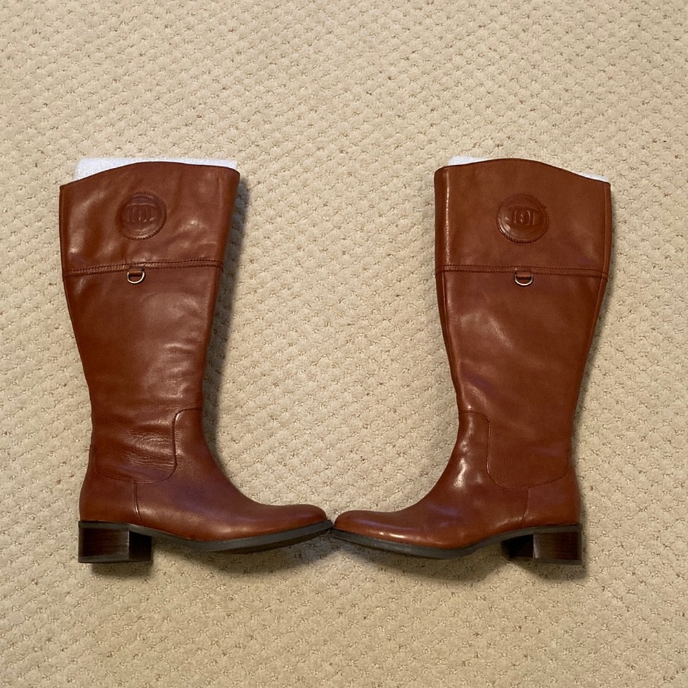 Etienne Aigner Zip Fashion Boots